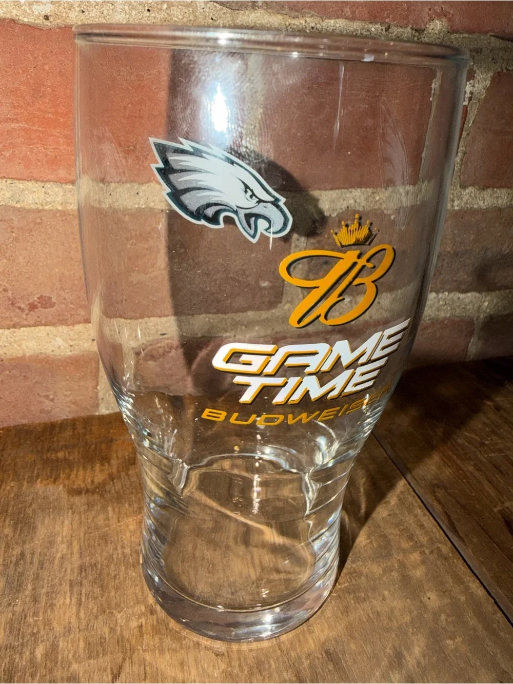 Philadelphia Eagles Glass Pint Set - White and Green Team Logo NFL Budweiser